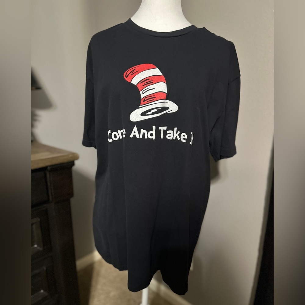 Next Level, Dr. Seuss “Come and get it” size XL, pet/smoke free home.